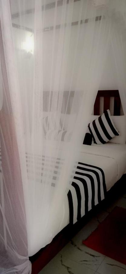 Ella Jungle Inn Homestay And Tree House מראה חיצוני תמונה