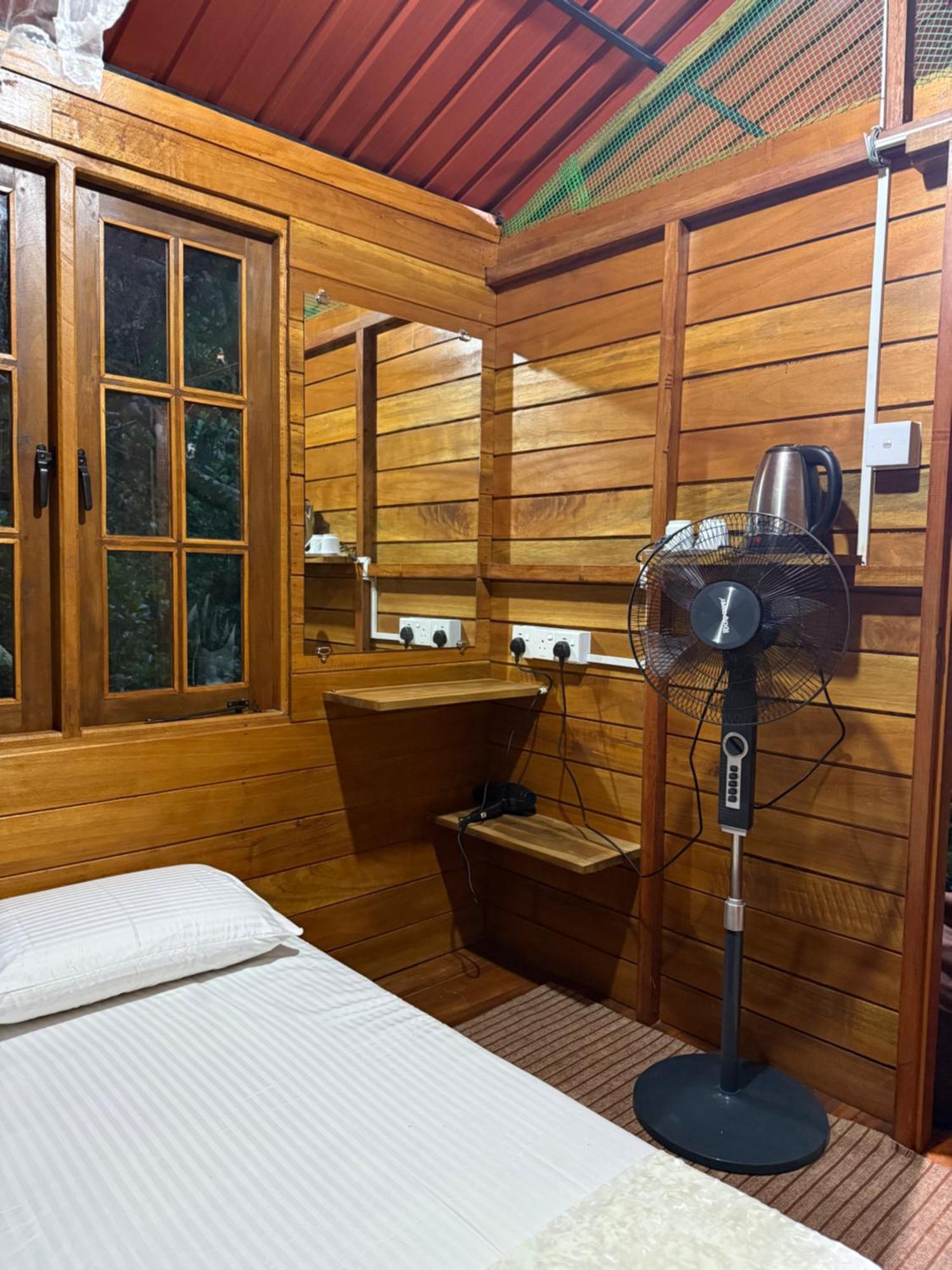 Ella Jungle Inn Homestay And Tree House מראה חיצוני תמונה